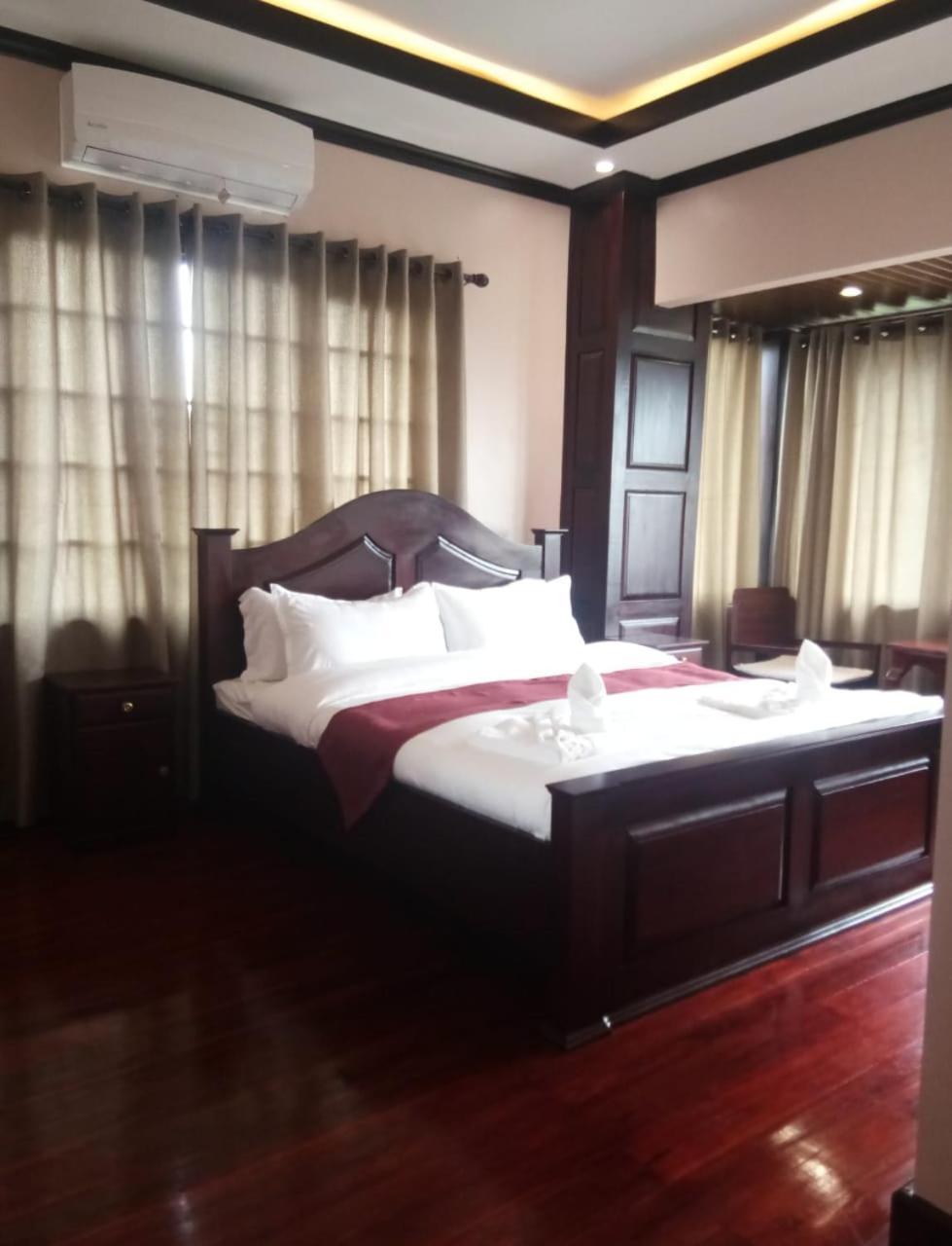 Singha Hotel Muang Xai Esterno foto