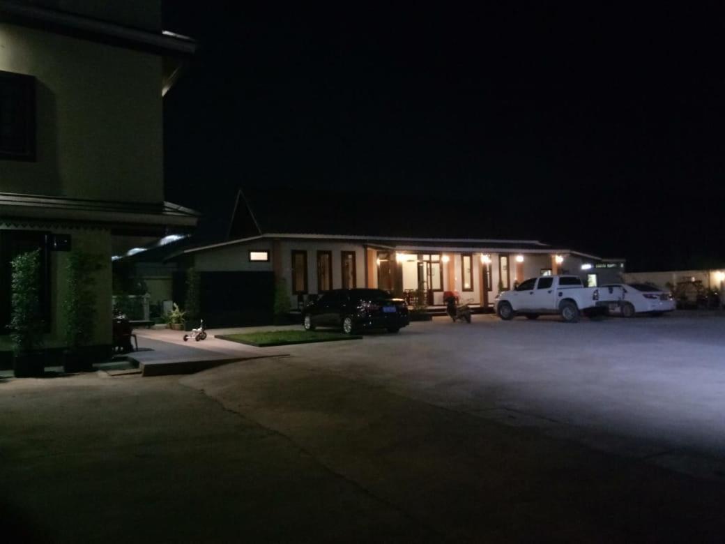Singha Hotel Muang Xai Esterno foto